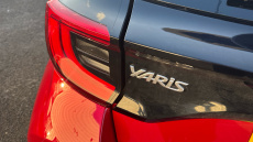 Toyota Yaris 1.5 Hybrid Design 5dr CVT Hybrid Hatchback